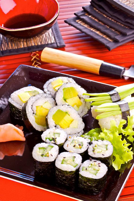 Nori je nezbytnou surovinou pro výrobu sushi.