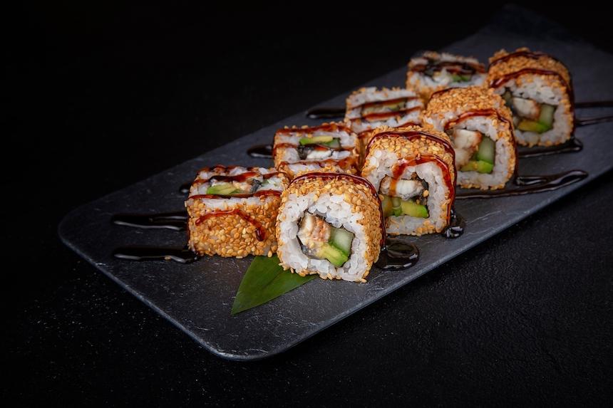 Jak se dělá smažené sushi?